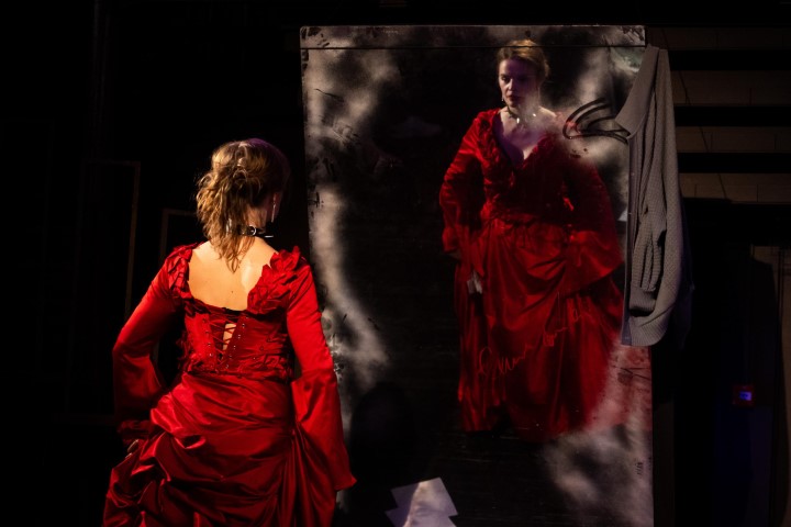 Венера в хутрі. Прем'єра